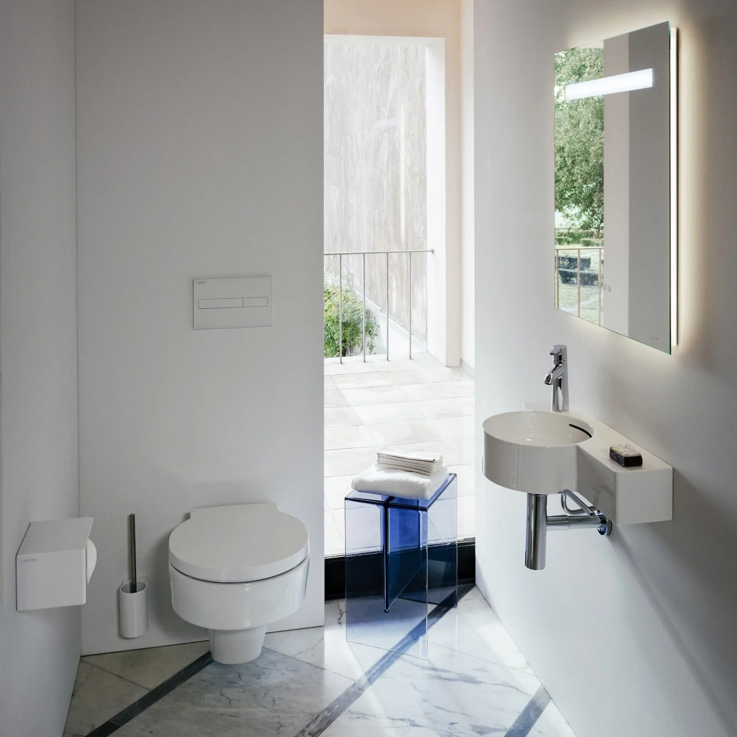 LAUFEN Val Handwaschbecken 55 x 31,5 cm, Ablage rechts, mit 1 Hahnloch, mit Überlauf Bild 2