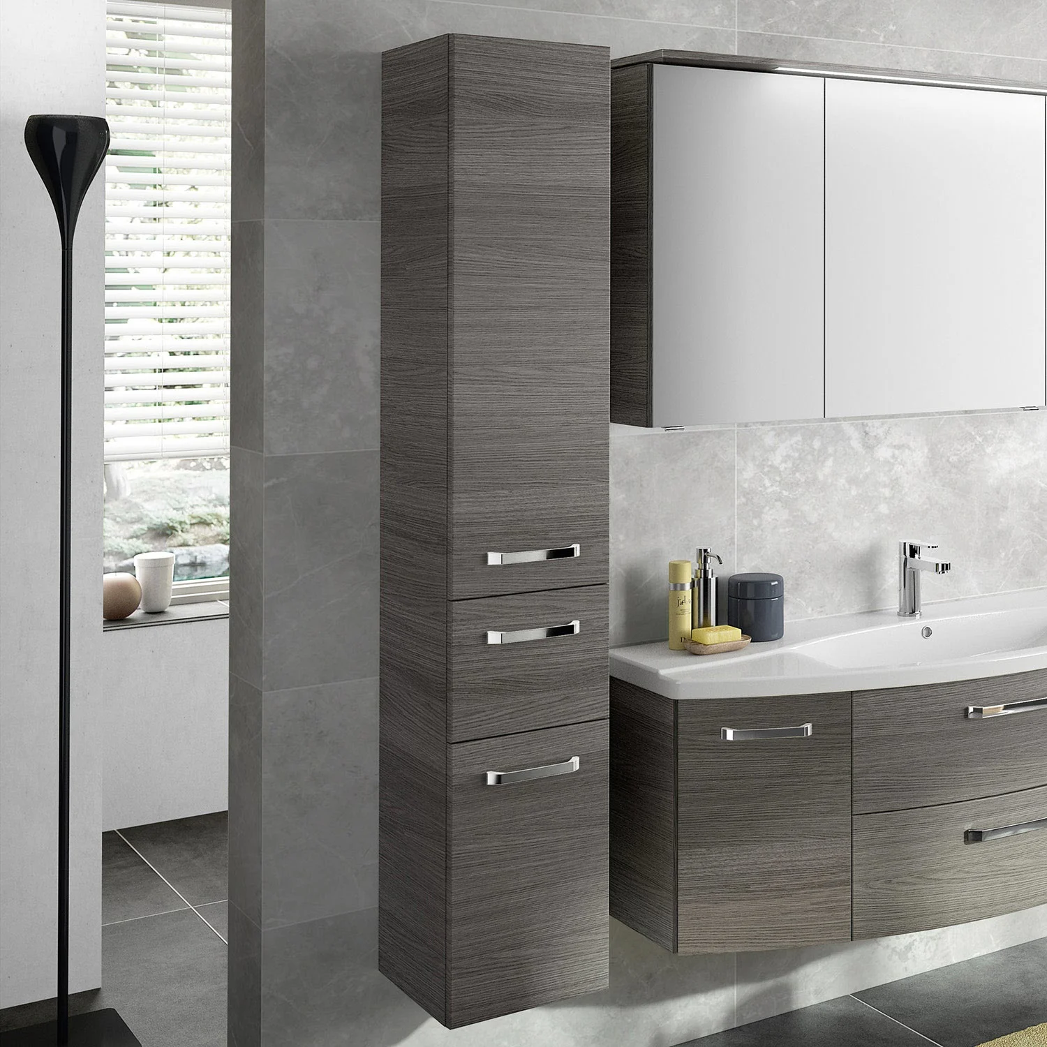 Pelipal Serie 4010 Hochschrank 30 x 168 cm mit 2 Drehtüren und 1 Auszug