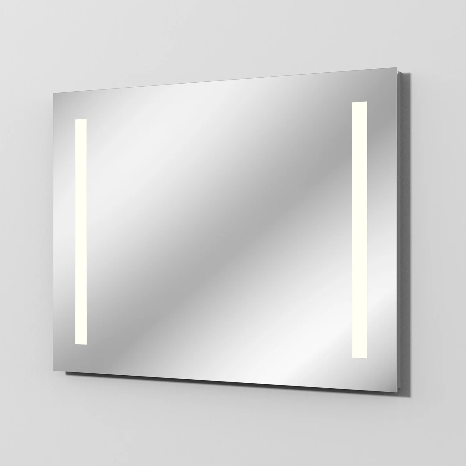 Sanipa Reflection Badspiegel LUCY 80 mit warmweißem LED-Beleuchtung und den Maßen 80 x 60 cm