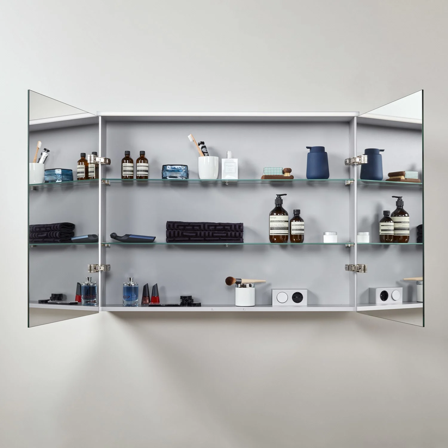 Sanipa Reflection Aluminium-Spiegelschrank ARND 80 mit LED-Leuchtpanel Bild 4