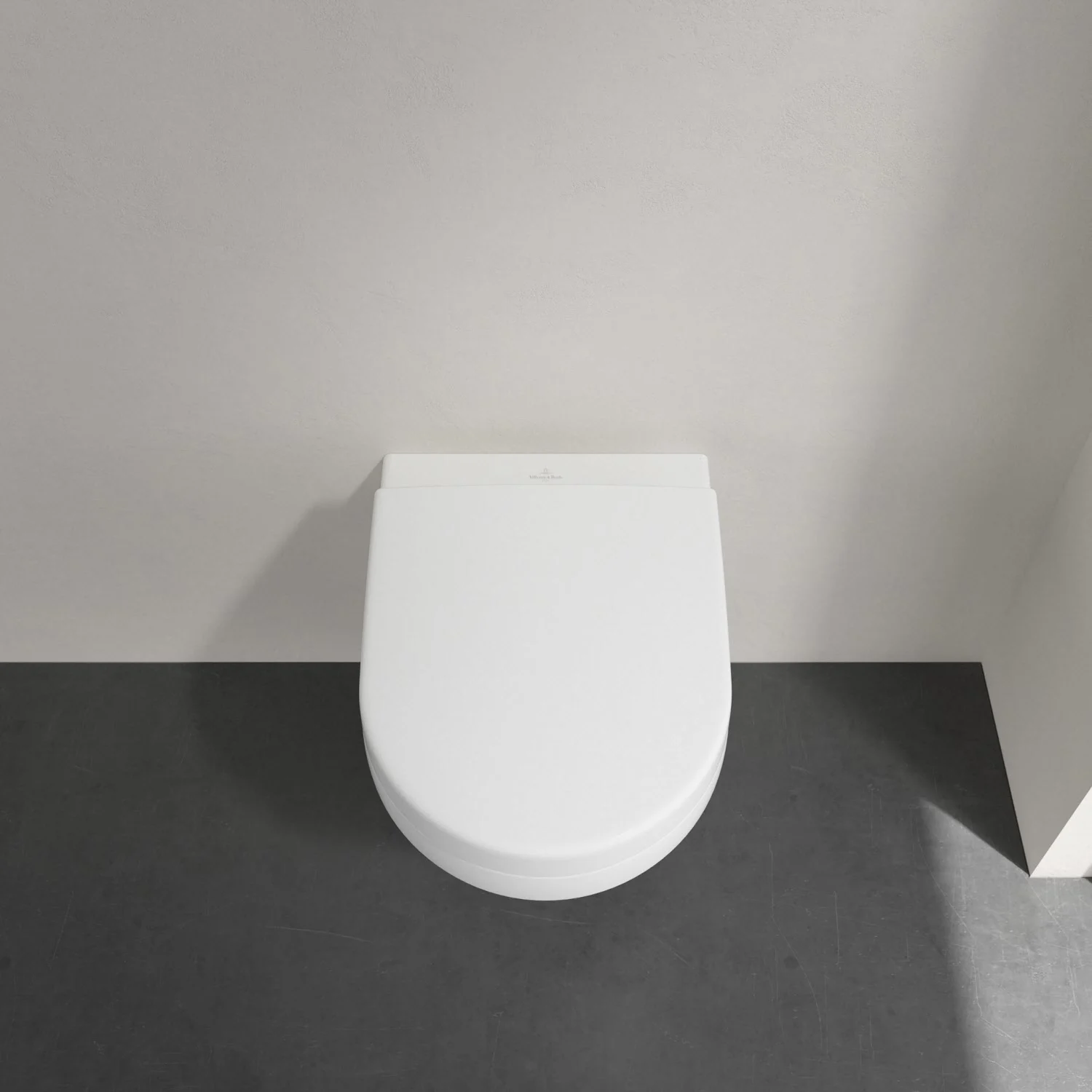 Zamknięta biała toaleta z widokiem z góry, Villeroy & Boch