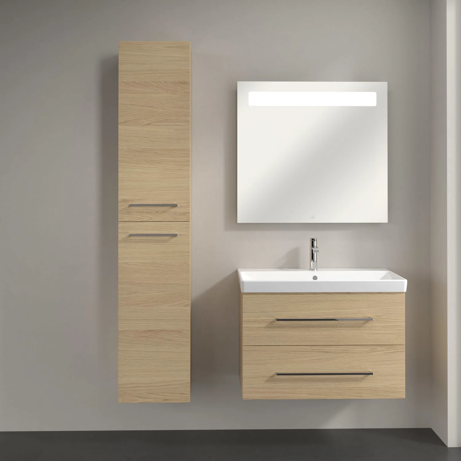 Meble łazienkowe w drewnianym wyglądzie z lustrem, Villeroy & Boch