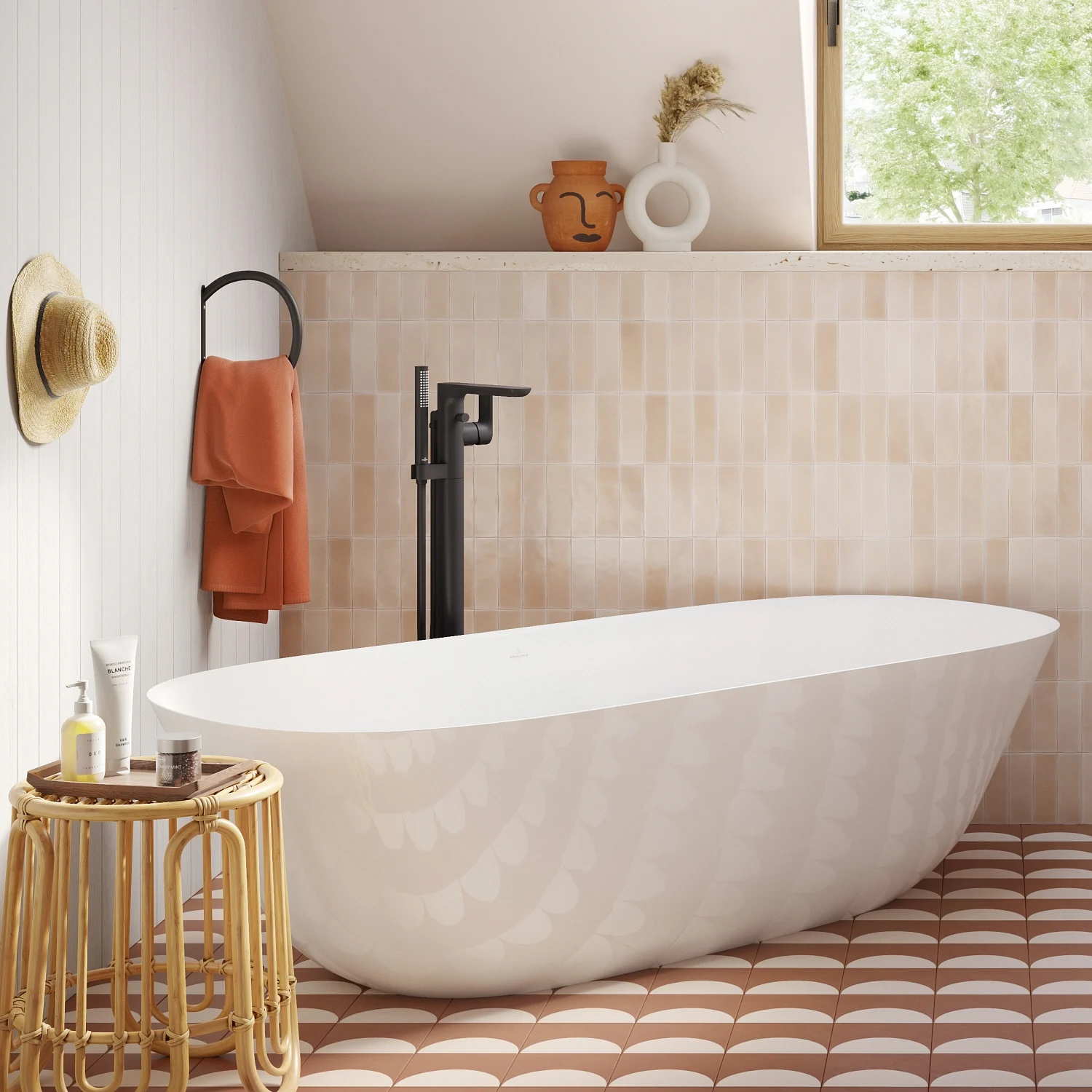 Wolnostojąca wanna w łazience, Villeroy & Boch