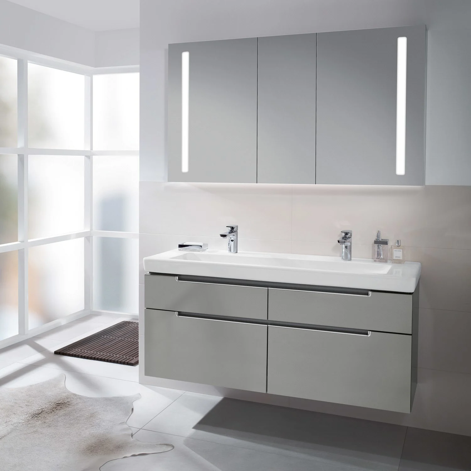 Villeroy & Boch My View 14 Spiegelschrank 130 x 75 x 17,3 cm mit LED Beleuchtung Bild 9