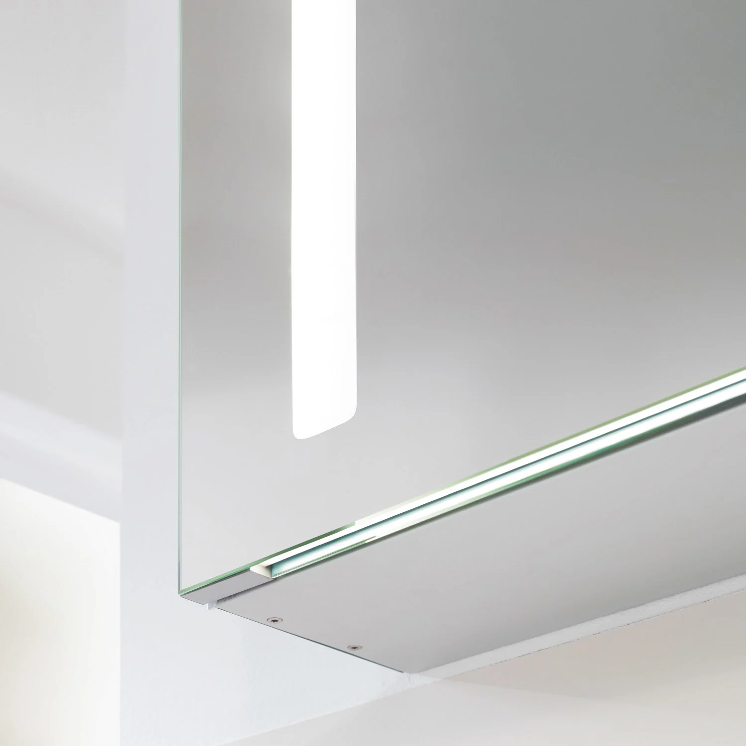 Villeroy & Boch My View 14 Spiegelschrank 130 x 75 x 17,3 cm mit LED Beleuchtung Bild 8