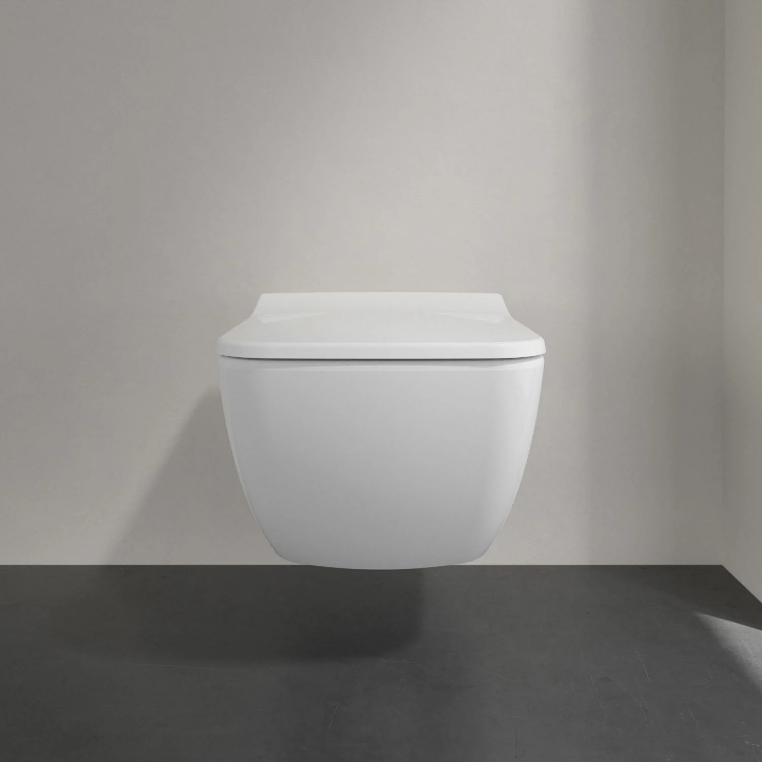 Wisząca toaleta w nowoczesnej łazience, Villeroy & Boch