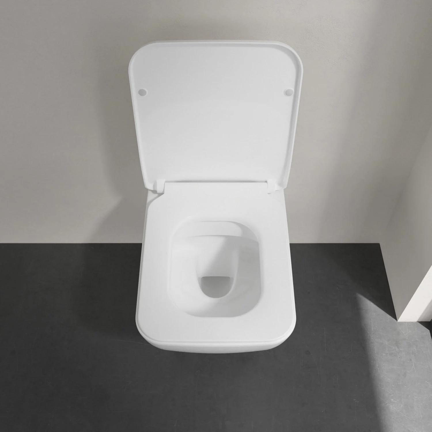 Biała toaleta z góry w łazience, Villeroy & Boch