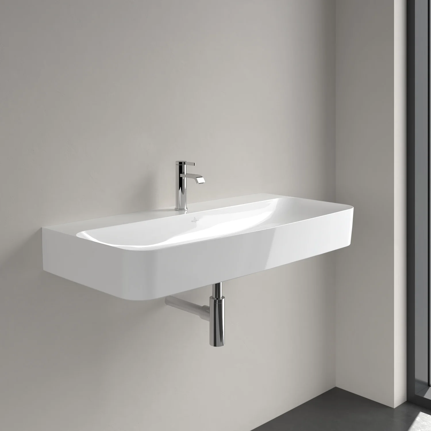 Biała umywalka z baterią widok z boku, Villeroy & Boch
