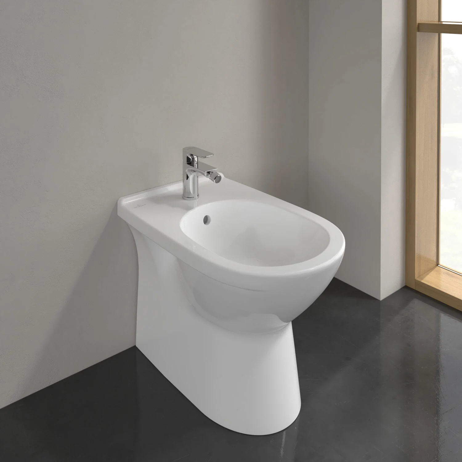 Bidet stojący w nowoczesnej łazience, Villeroy & Boch