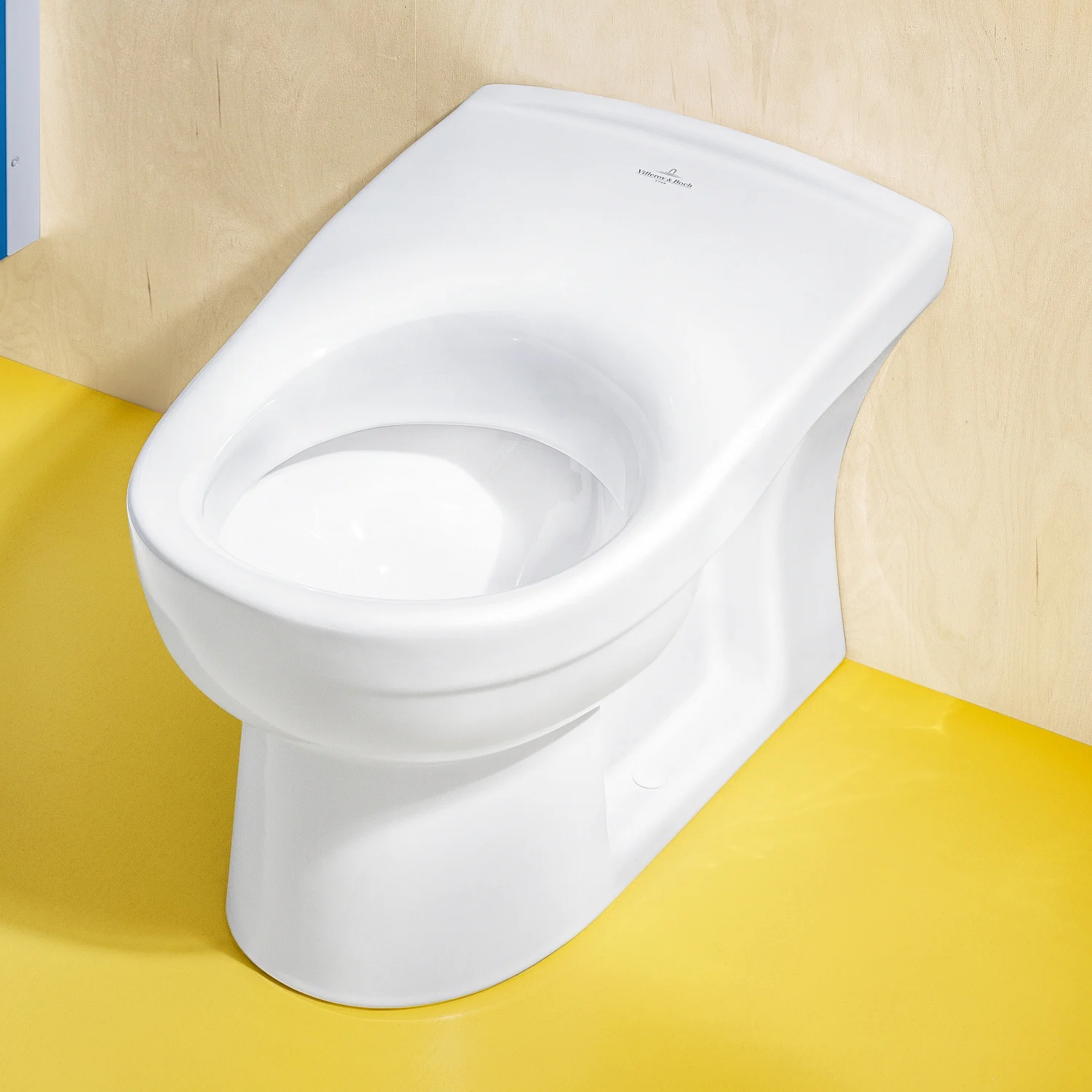 Toaleta dziecięca bez siedziska z bliska, Villeroy & Boch