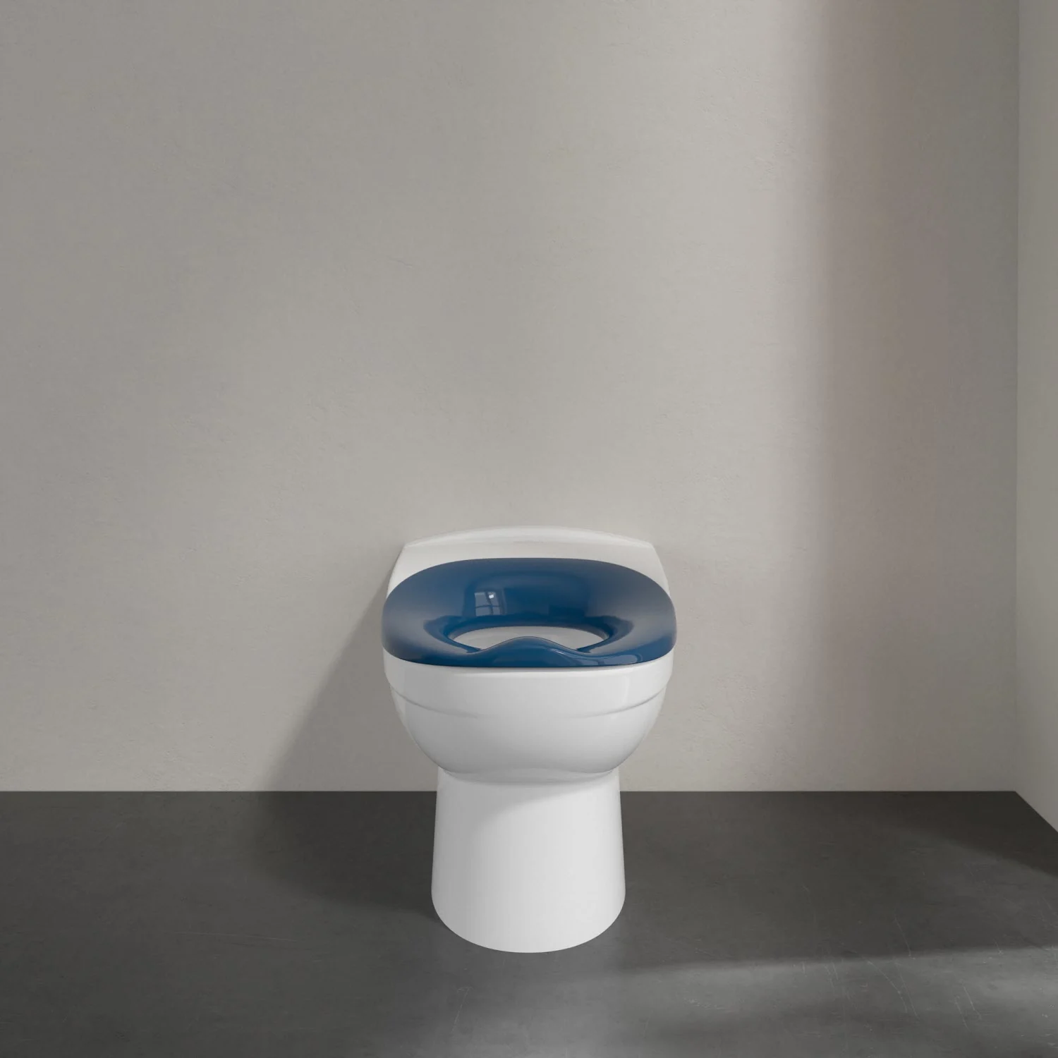 Toaleta dziecięca z niebieską deską widok z przodu, Villeroy & Boch