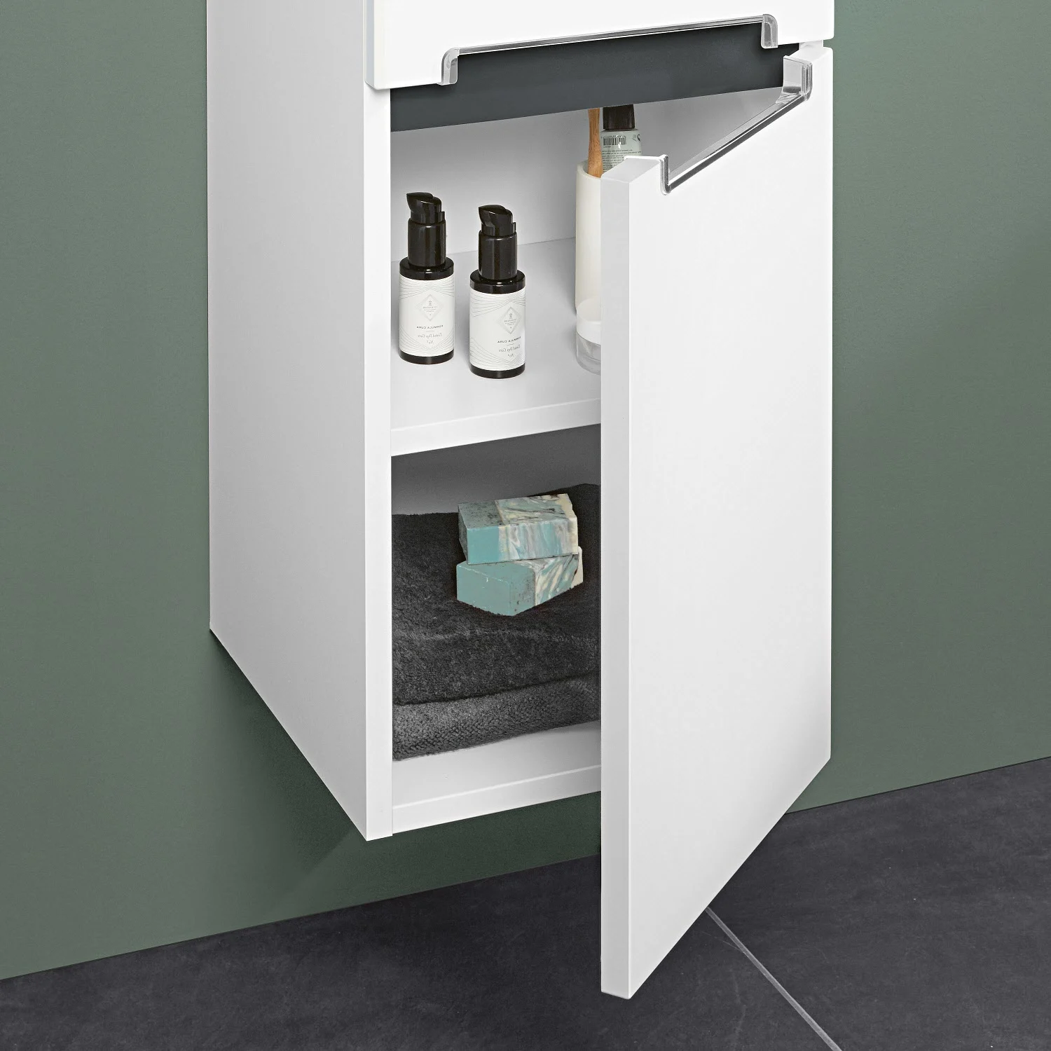 Villeroy & Boch Subway 2.0 Seitenschrank 35,4 cm Anschlag rechts, Abdeckplatte Glas silbergrau, Griffe chromfarbig glänzend Bild 3