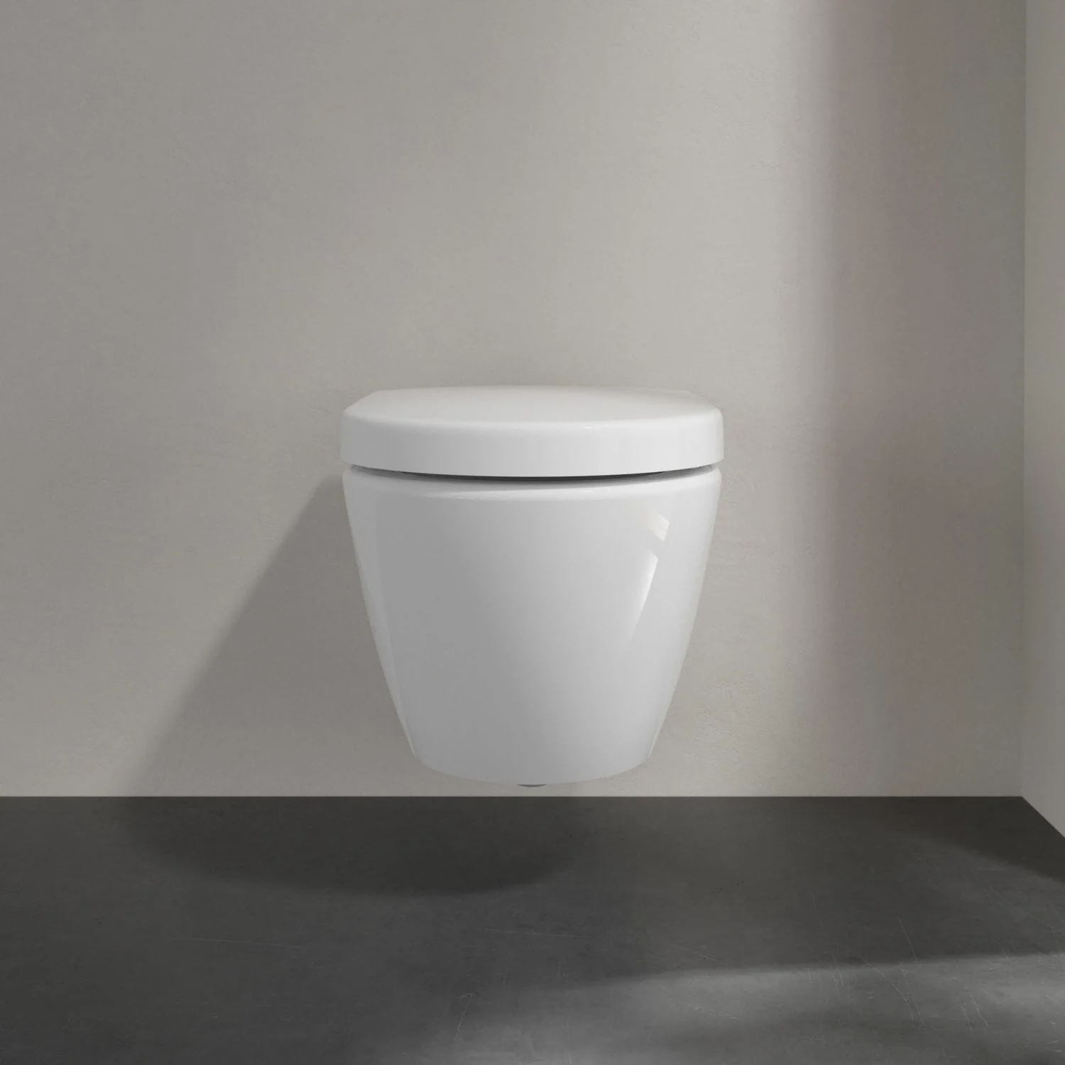 Biała toaleta podwieszana widok z przodu, Villeroy & Boch
