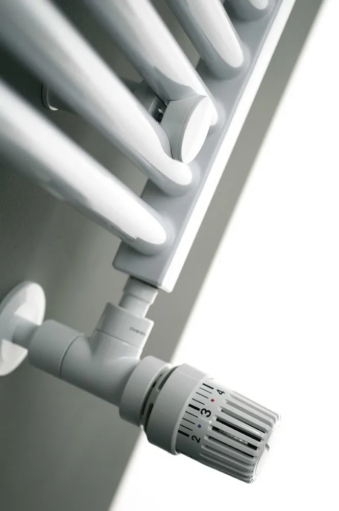 HSK Line Badheizkörper 40 x 177,5 cm, Anschluss links und rechts unten Bild 3