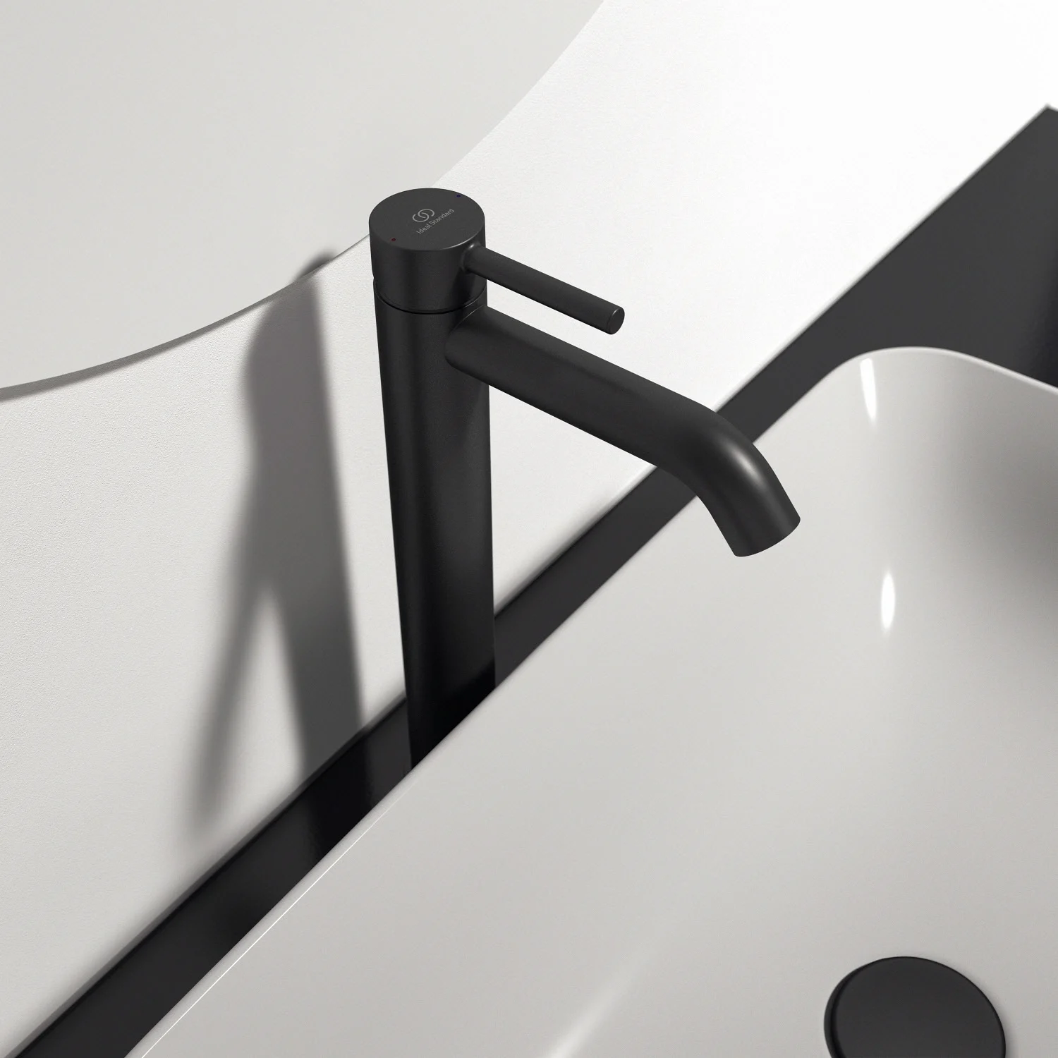 Ideal Standard Ceraline Waschtischarmatur mit verlängertem Sockel, mit Ablaufgarnitur Bild 6