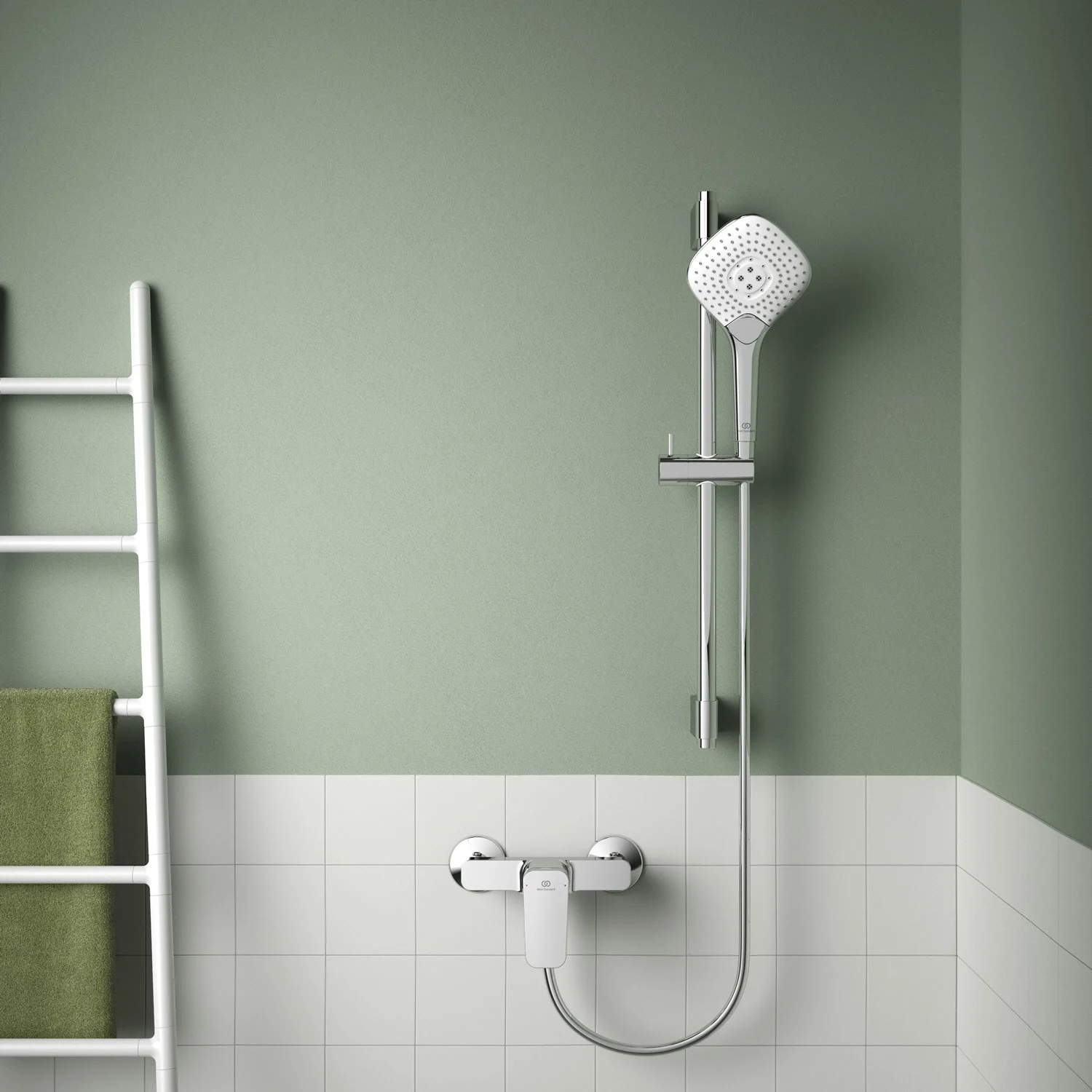 System prysznicowy z rączką prysznicową w zielonej łazience, Ideal Standard