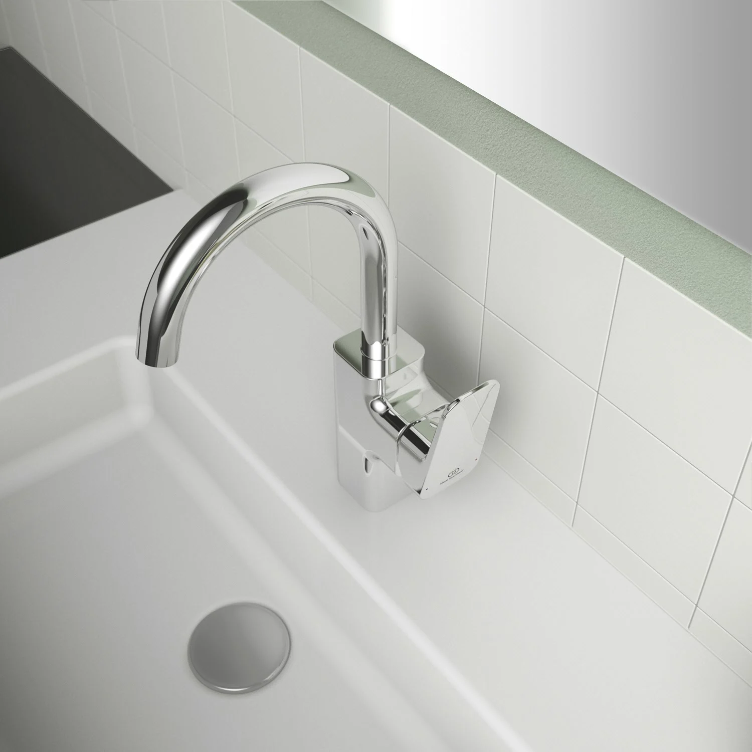 Zakrzywiona chromowana bateria umywalkowa zbliżenie, Ideal Standard