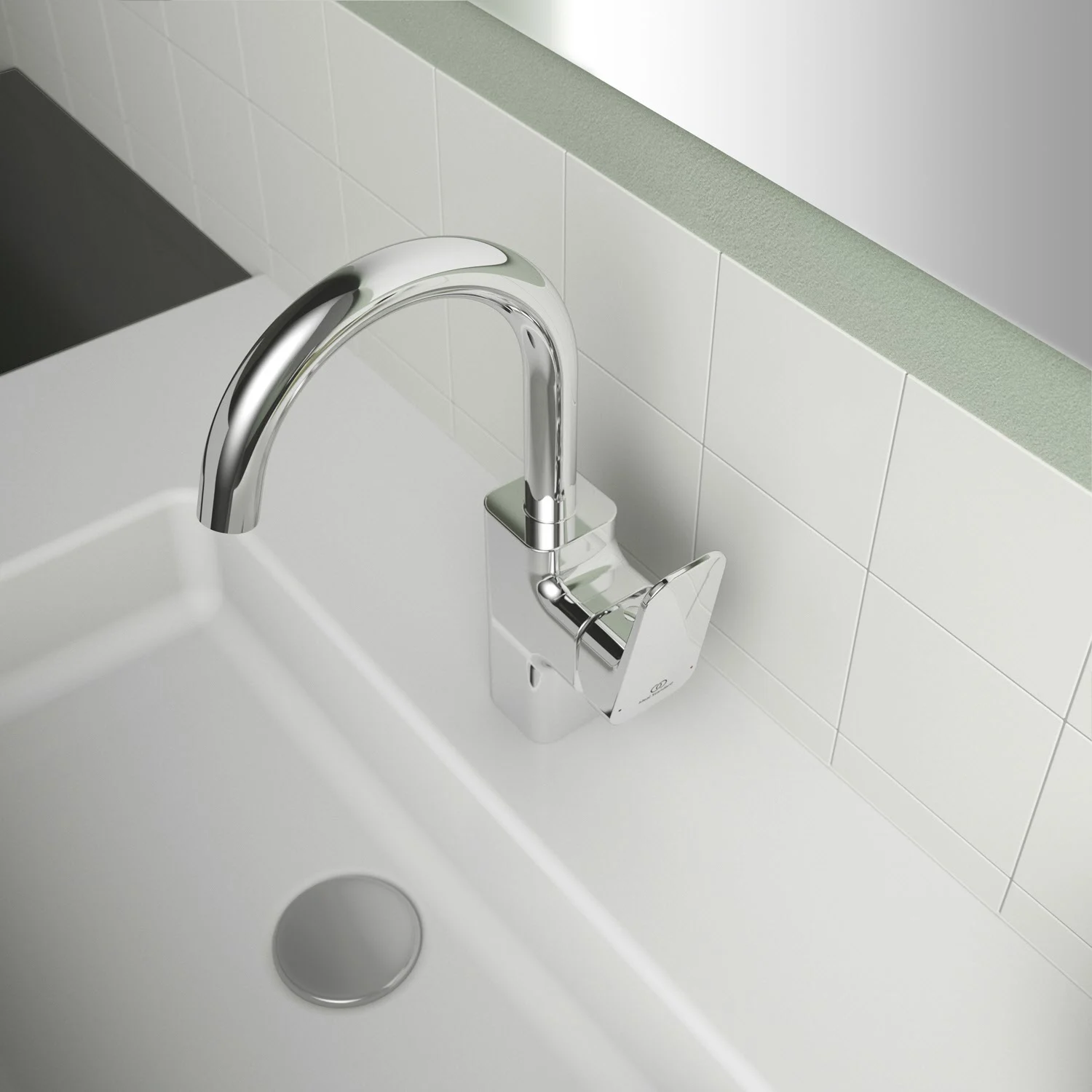 Zakrzywiona chromowana bateria umywalkowa zbliżenie, Ideal Standard