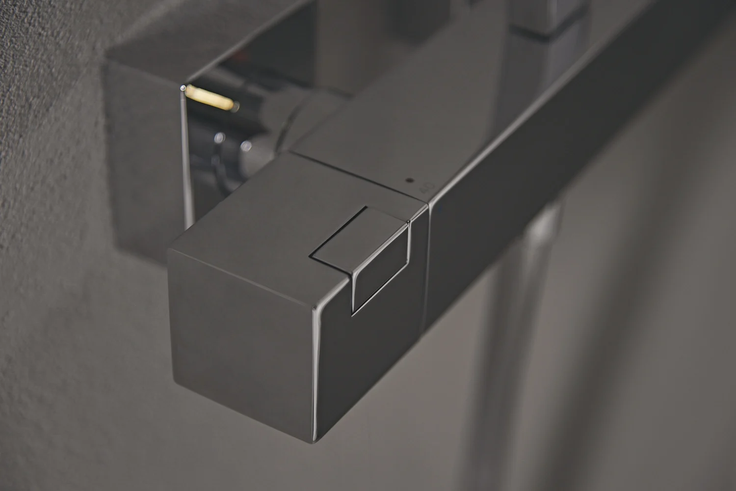 Ideal Standard Ceratherm C100 Duschsystem Square mit Brausethermostat AP Bild 8