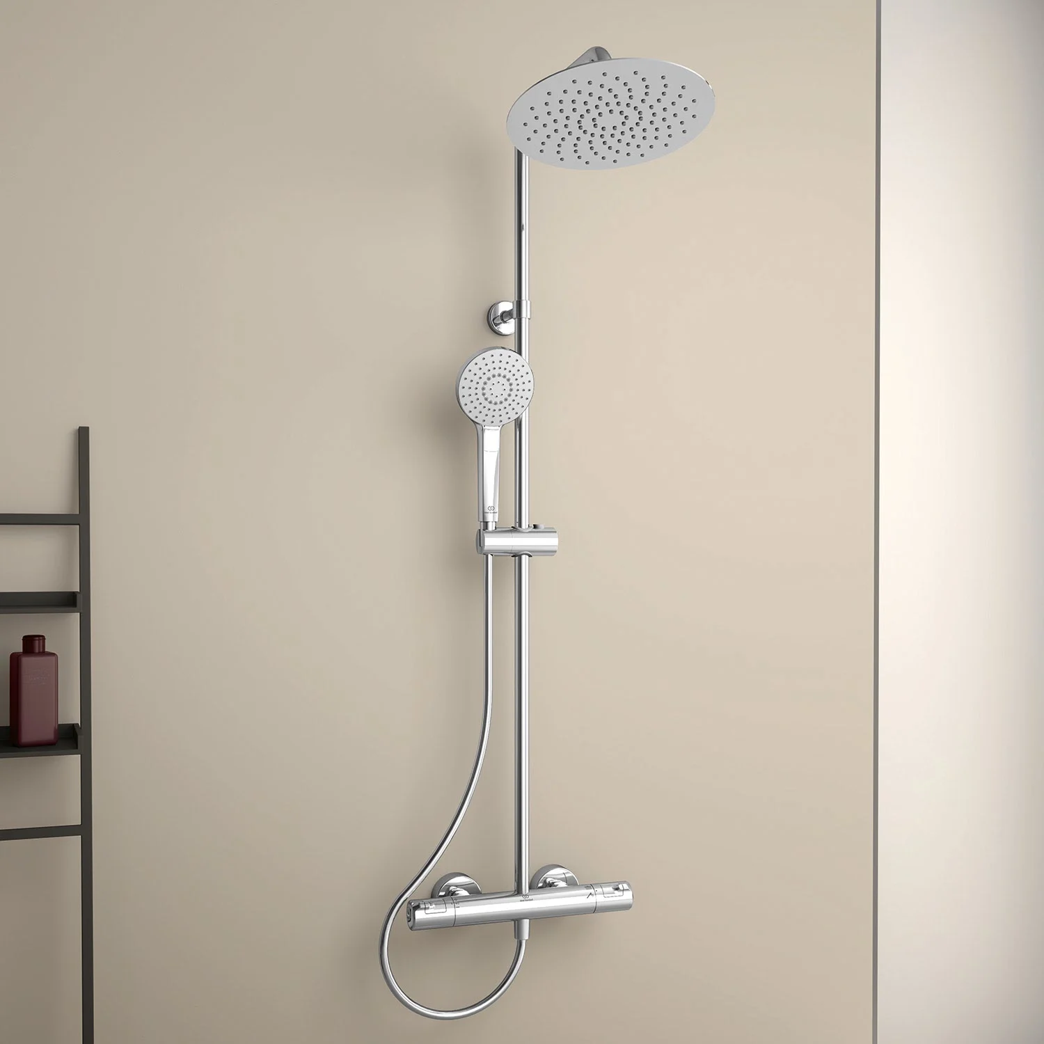 System prysznicowy z deszczownicą i rączką w łazience, Ideal Standard