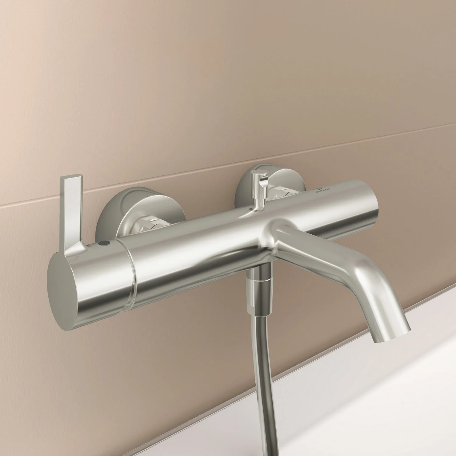Bateria wannowa ze stali nierdzewnej z wylewką na ścianie, Ideal Standard