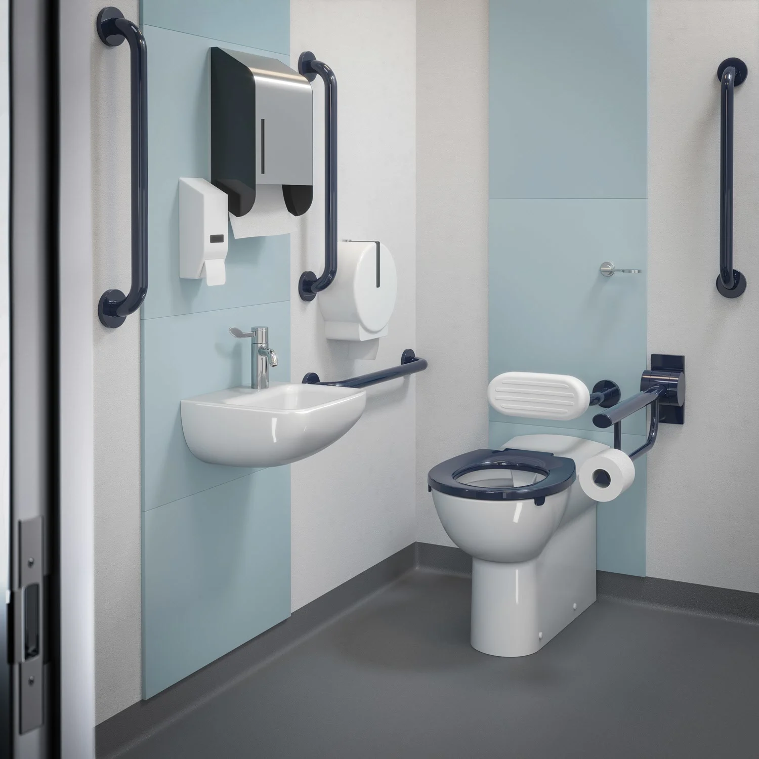 Łazienka z niebieskimi ścianami i urządzeniami sanitarnymi, Ideal Standard