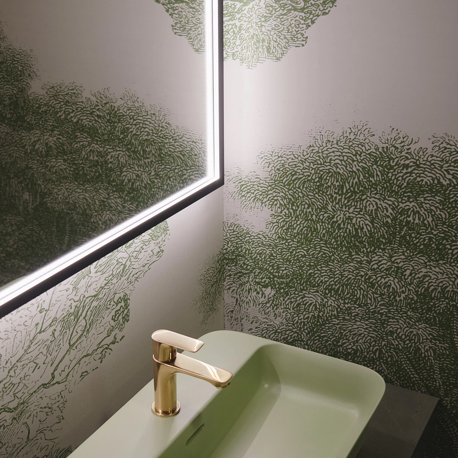 Ideal Standard Badspiegel Conca quadratisch 80 cm mit Beleuchtung in neutralem Design Bild 4