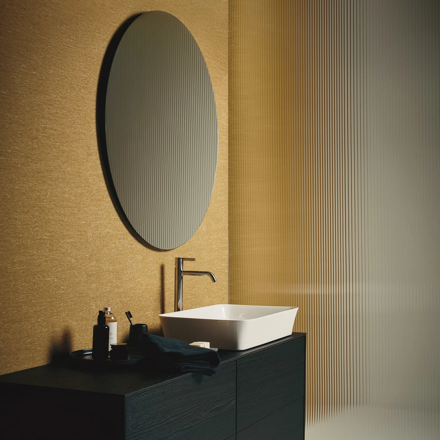 Ideal Standard Conca rund Badspiegel mit Ambientebeleuchtung Ø 100 cm in Aluminiumoptik Bild 8