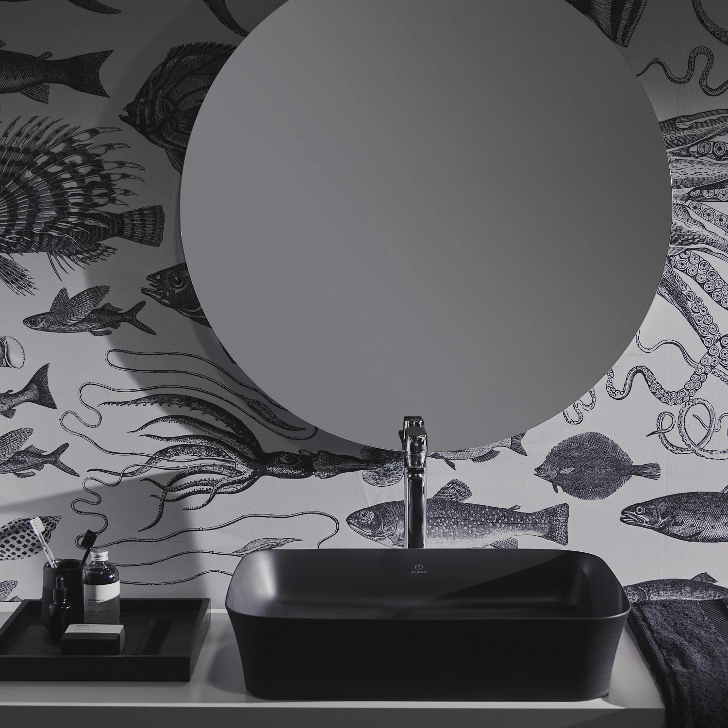 Ideal Standard Conca Badspiegel rund 80 cm mit Ambientebeleuchtung in Aluminium-Optik Bild 8