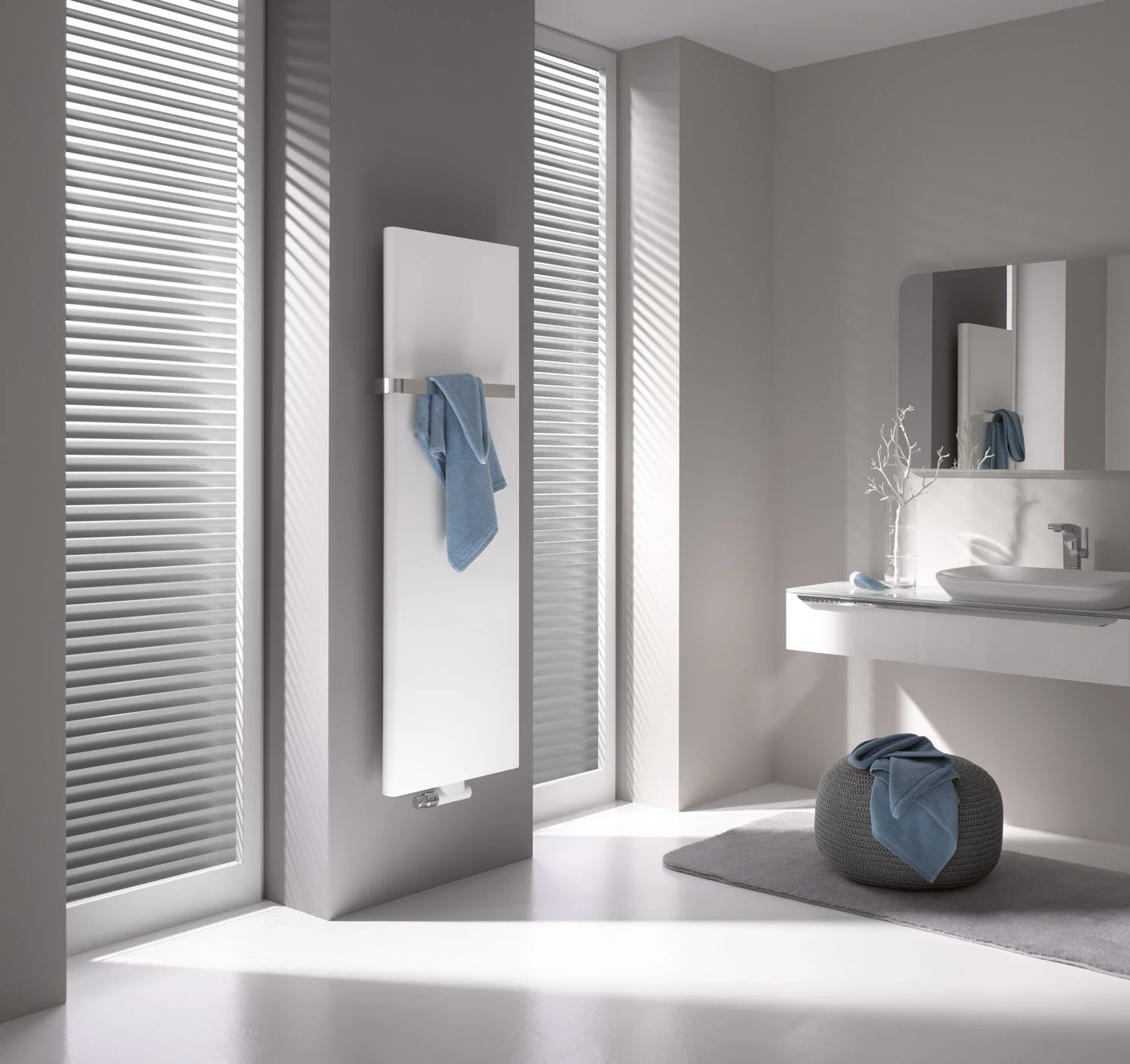 Kermi Pateo Badheizkörper 60 x 6,6 x 172,5 cm Bild 8