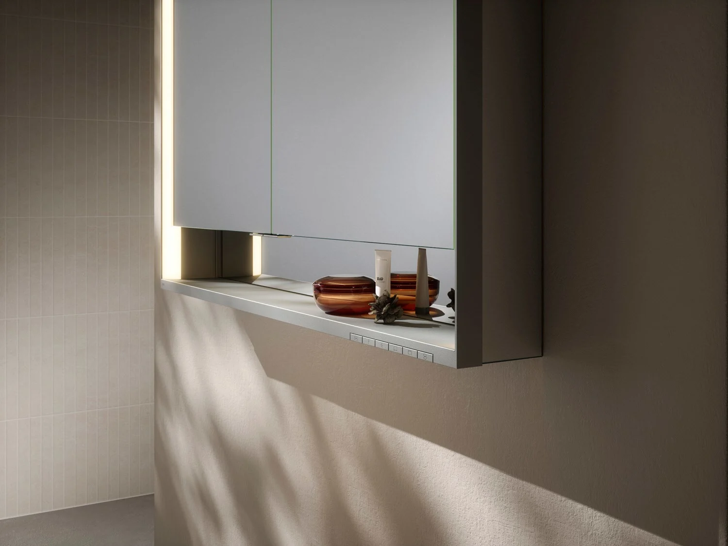 Keuco Royal Lumos Aufputz-Spiegelschrank 100 x 73,5 cm mit LED-Beleuchtung und Spiegelheizung, 2 Türen Bild 9