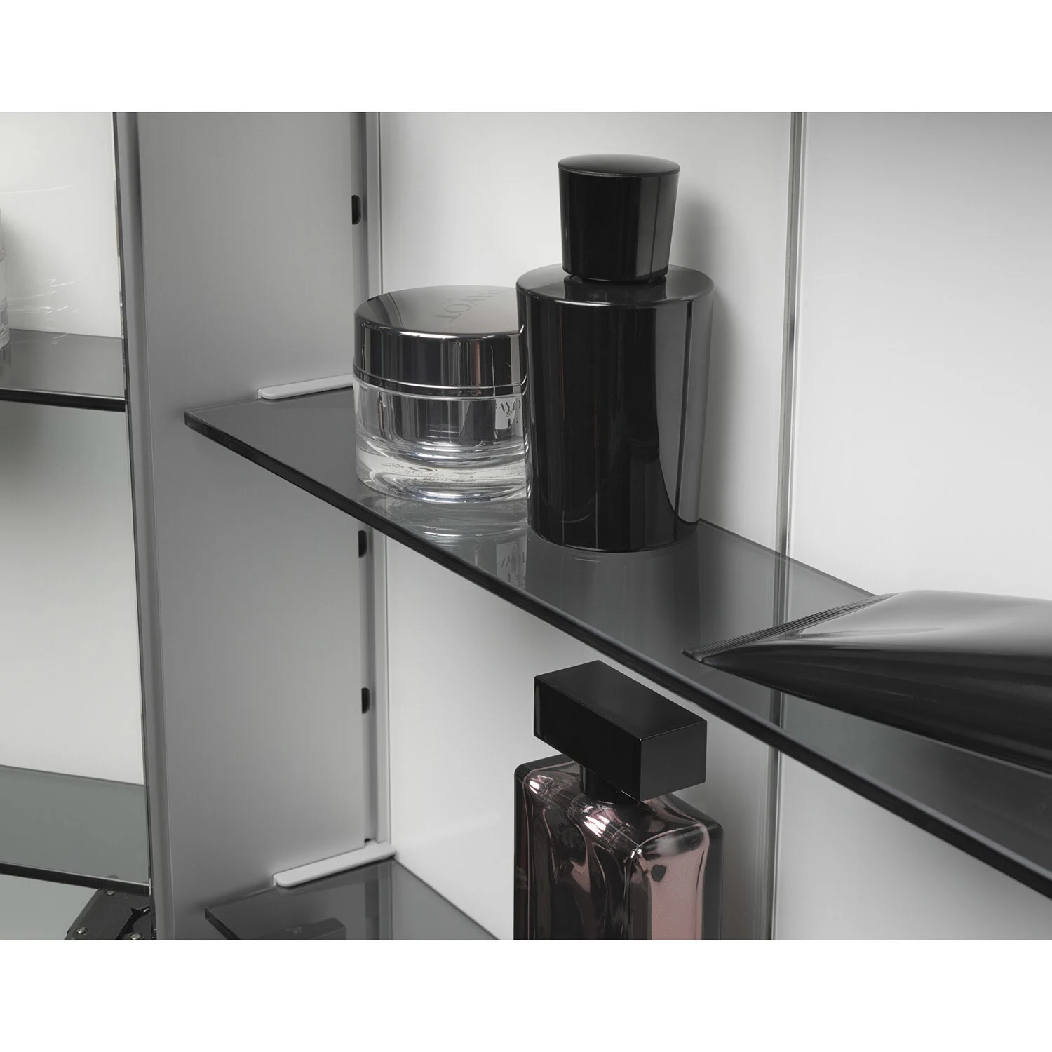 Keuco Royal P94 Unterputz-Spiegelschrank 2-türig 120 x 10,7 cm, mit LED-Beleuchtung Bild 4