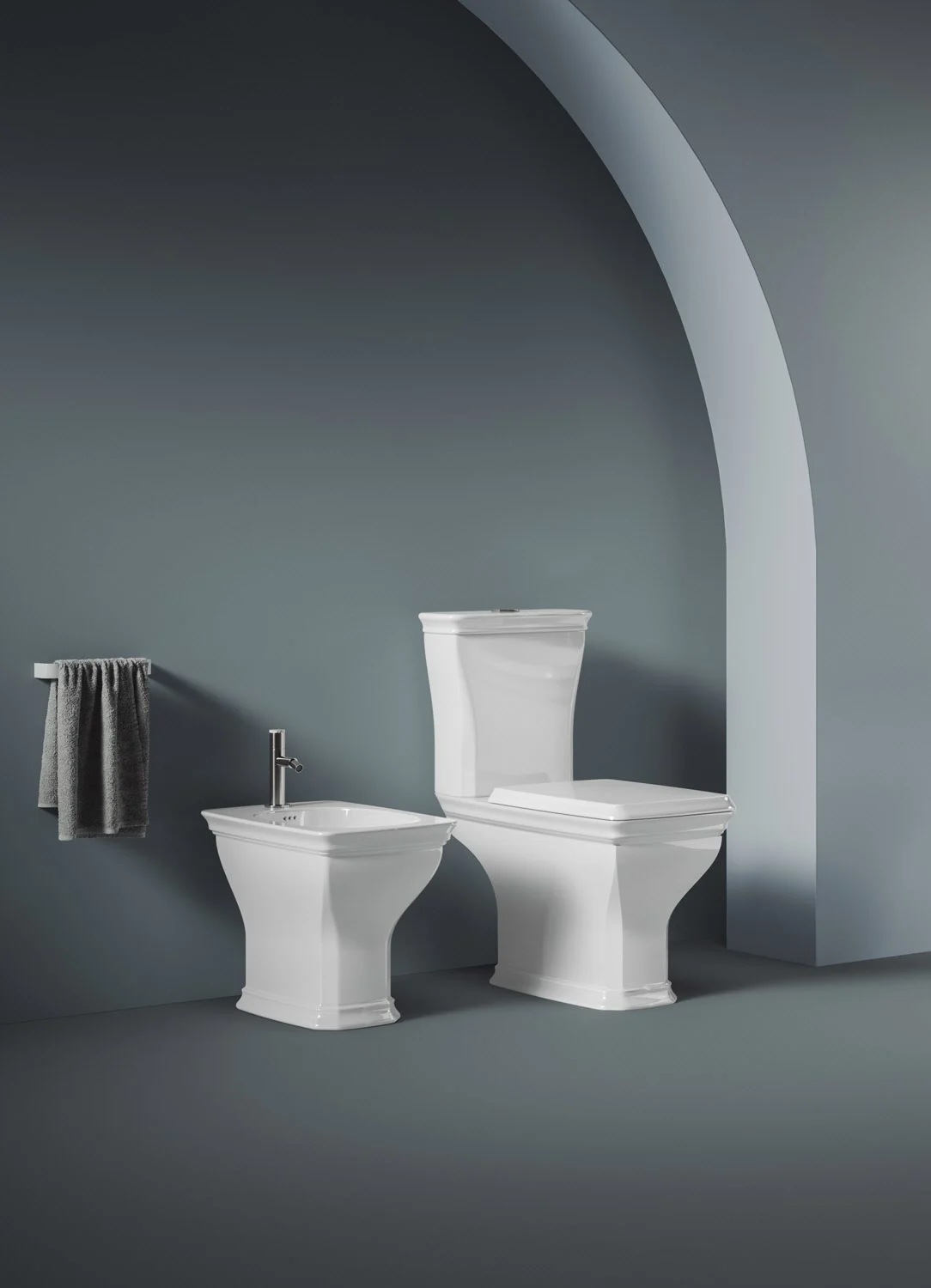 Kronenbach Zeta 2.0 Stand-WC Vario Tiefspüler inkl. WC-Sitz und Spülkasten Bild 2