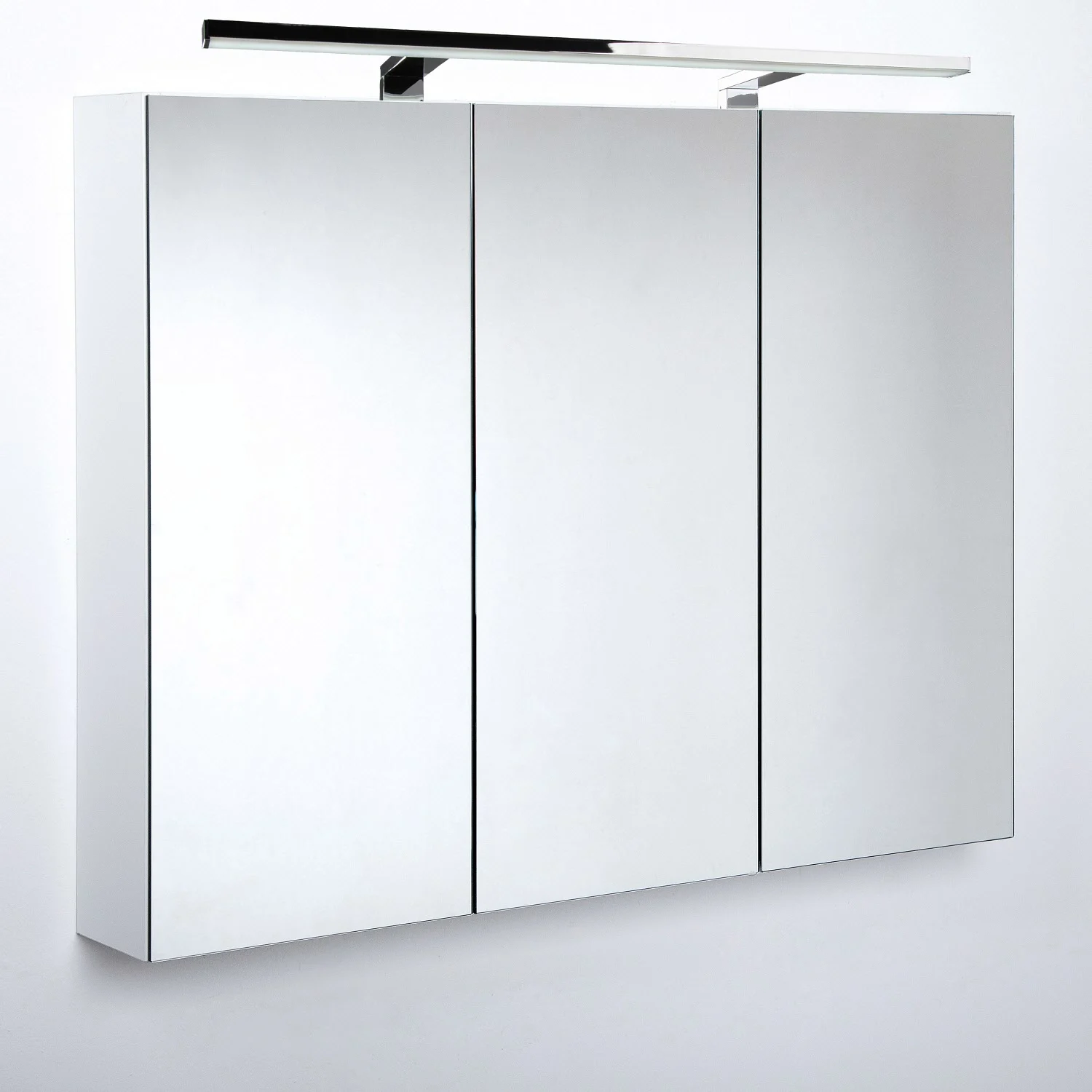 Kronenbach Plana 2.0 Spiegelschrank 120 cm mit 3 Türen und LED-Aufsatzleuchte