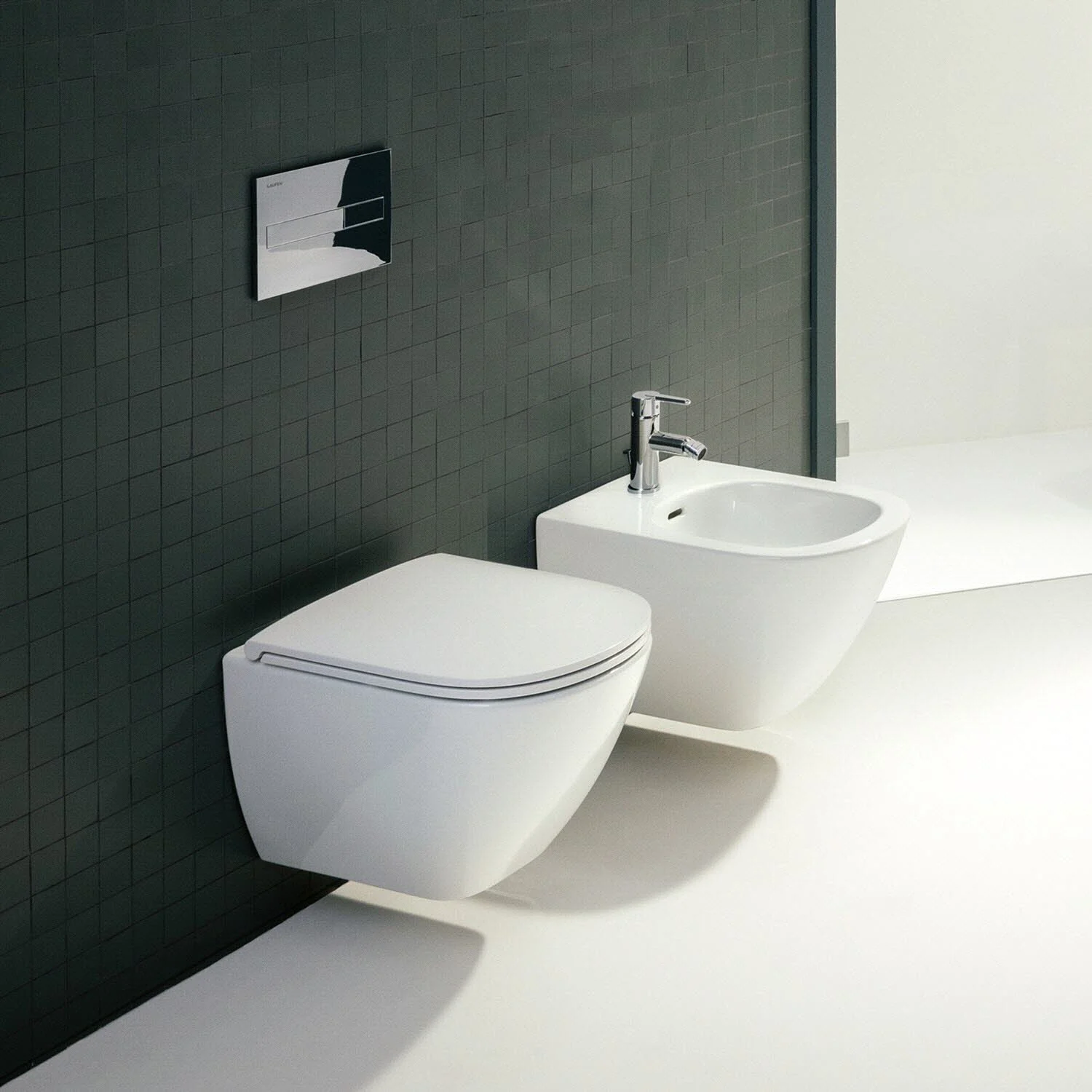 LAUFEN LUA Wandbidet Bild 2