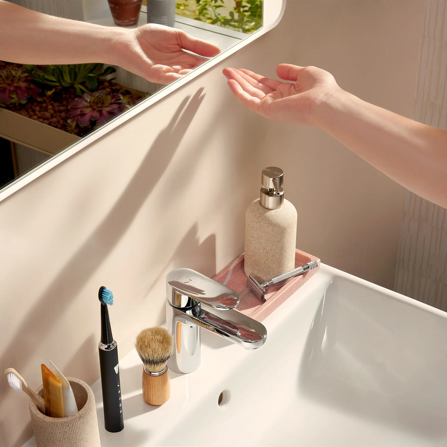Umywalka z baterią i akcesoriami, hansgrohe