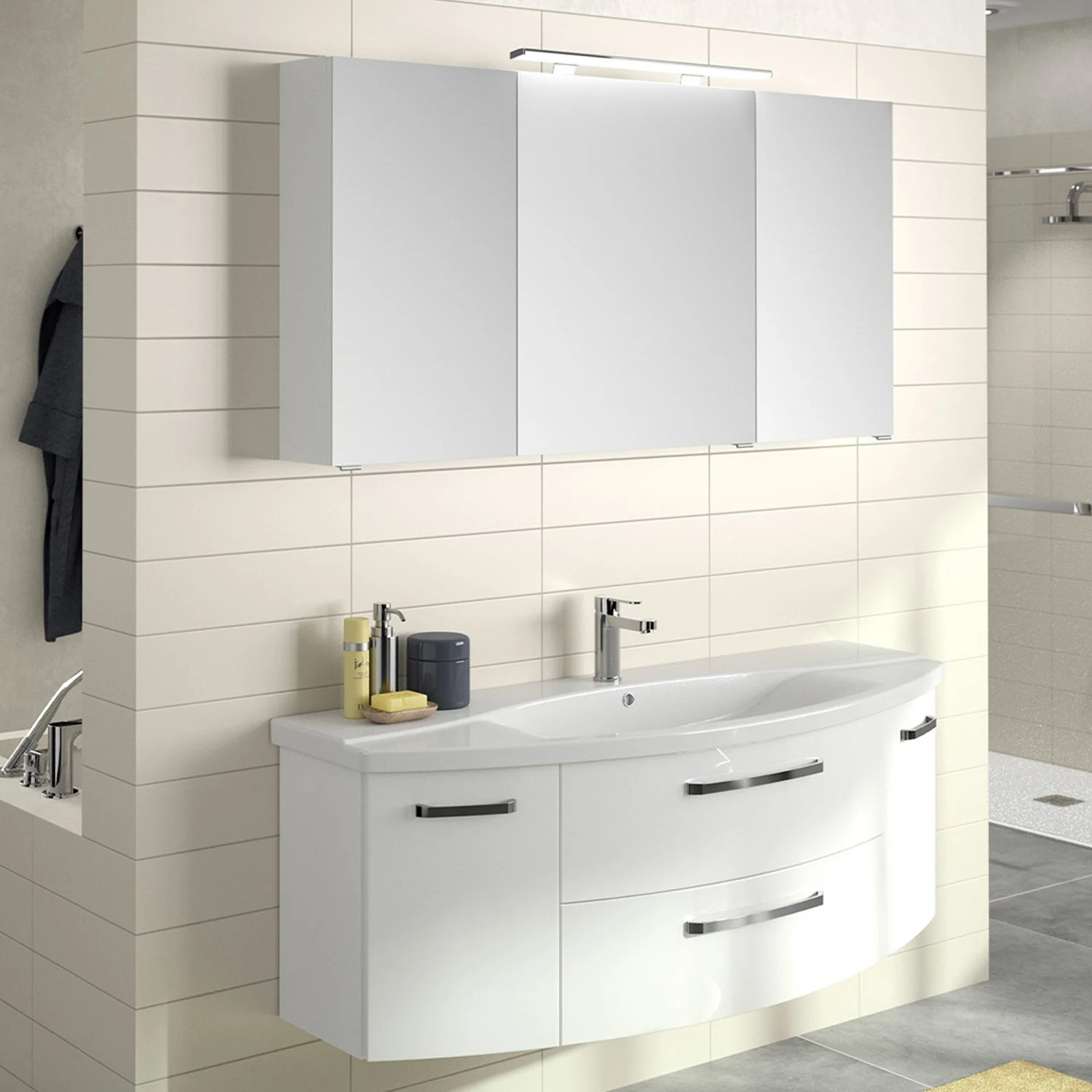 Pelipal Serie 4010 Möbelkombination 140 cm mit Spiegelschrank mit LED-Aufsatzleuchte, Keramikwaschtisch und Waschtischunterschrank