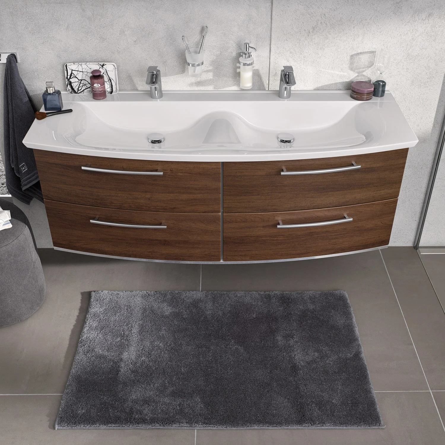 Podwójna umywalka z drewnianymi szufladami w łazience, Puris