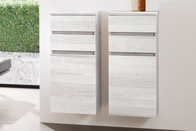 Hoch- und Seitenschränke