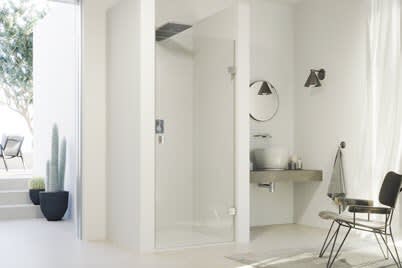 Schwingtür in Nische