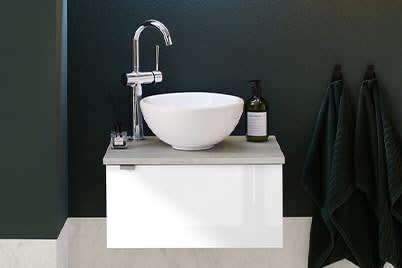 Waschtisch mit Unterschrank