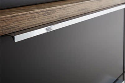 Unterschränke mit Griffleiste chrom Nr. 329