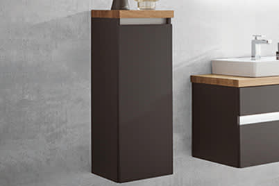 Hoch- und Seitenschränke