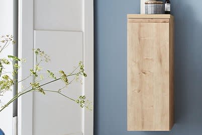 Hoch- und Seitenschränke