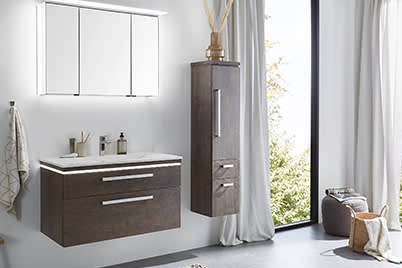 Hoch- und Seitenschränke mit Stangengriff Nr. 340 chrom / chrom matt