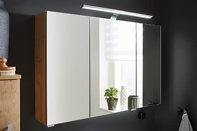Spiegelschränke Serie 3 mit LED-Aufbauleuchte