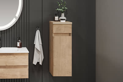 Hoch- u. Seitenschränke