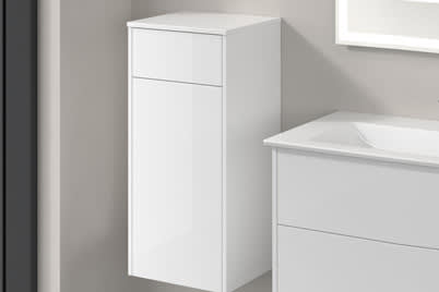 Hoch - und Seitenschränke