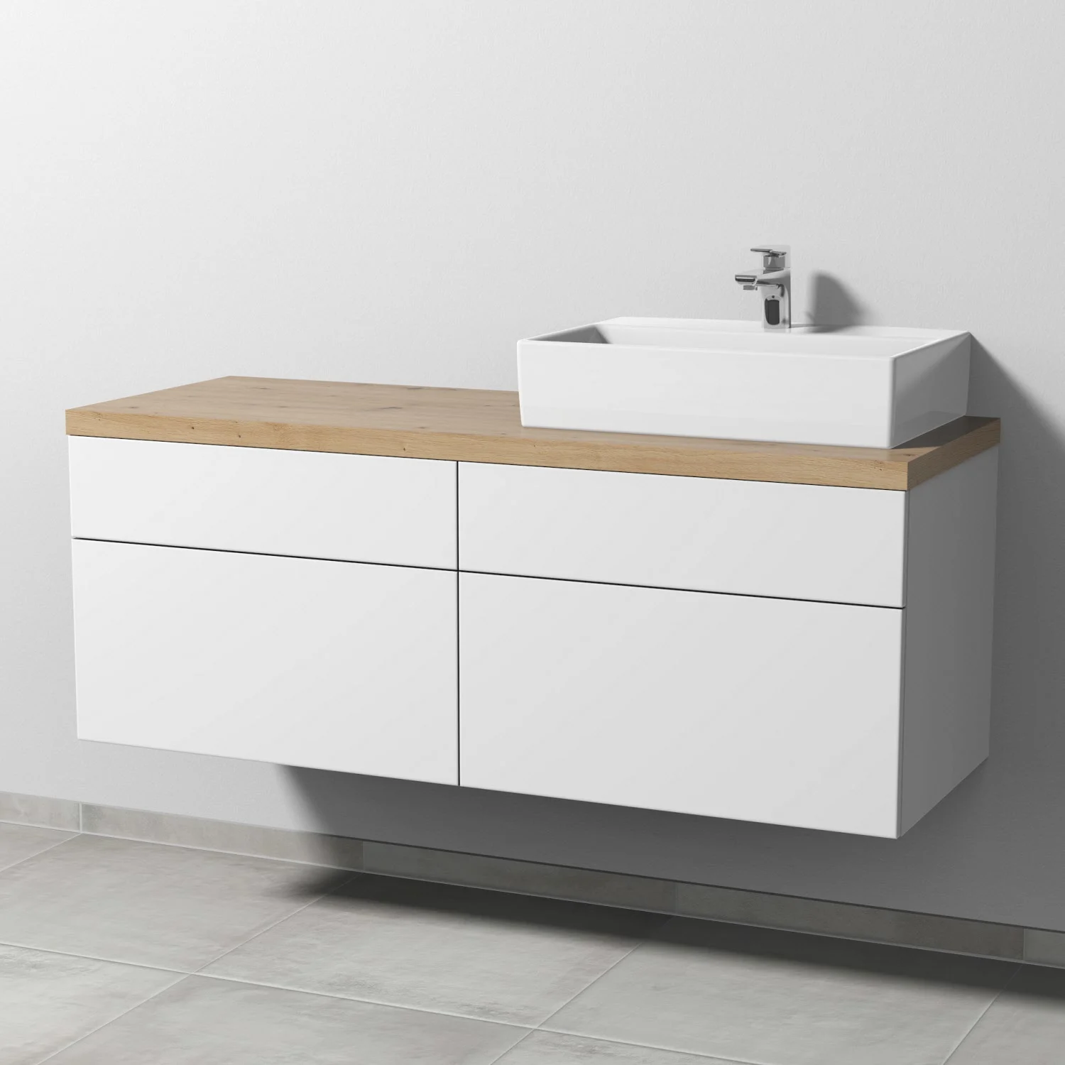 Umywalka z jasną drewnianą konsolą w łazience, Sanipa