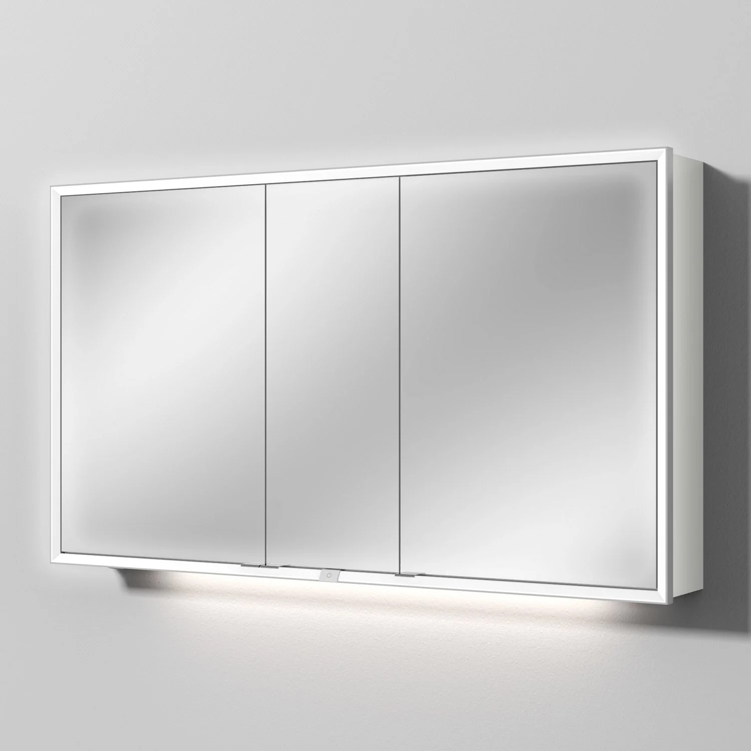 Sanipa Reflection Melamin-Spiegelschrank MILO 130 mit 3 Türen